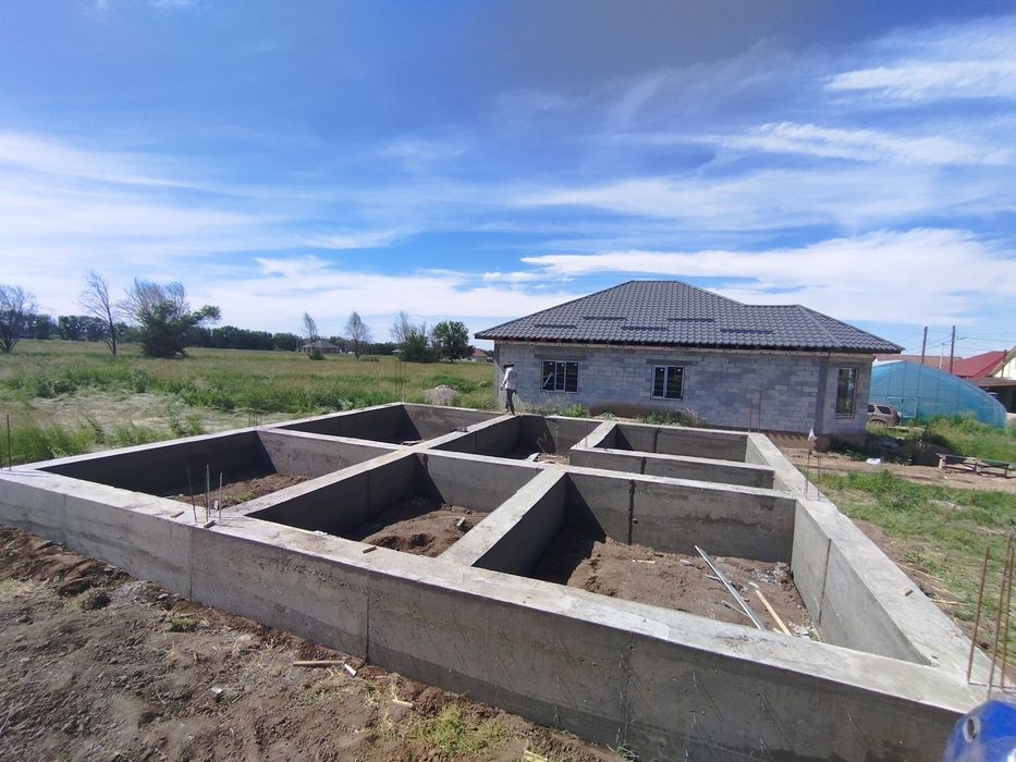 Заливаем фундамент со своей опалубки