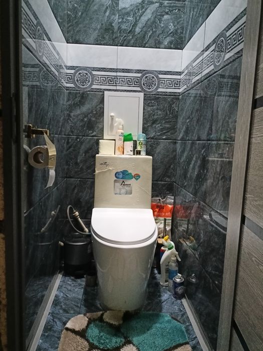 Продам большую 4-комнатную квартиру.