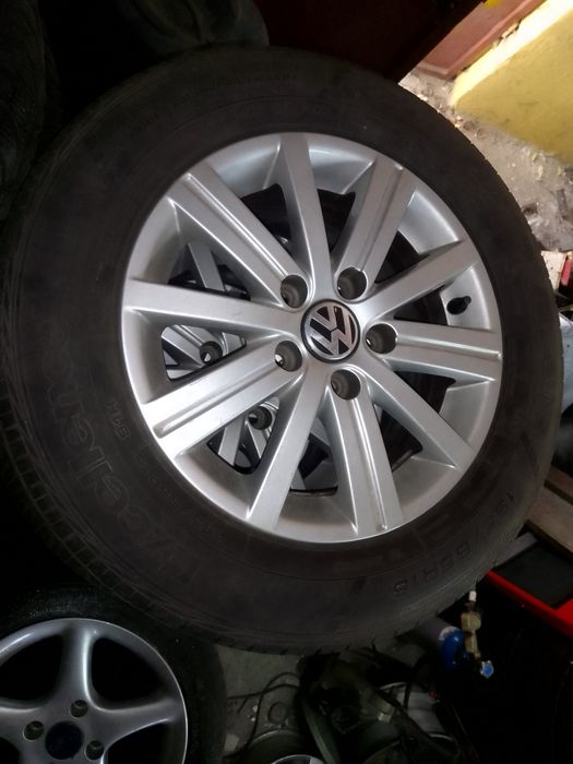 Джанти с гуми за VW 15 цола 5x112