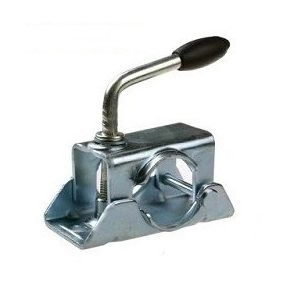 Скоба за опорно колело на туристическо ремарке