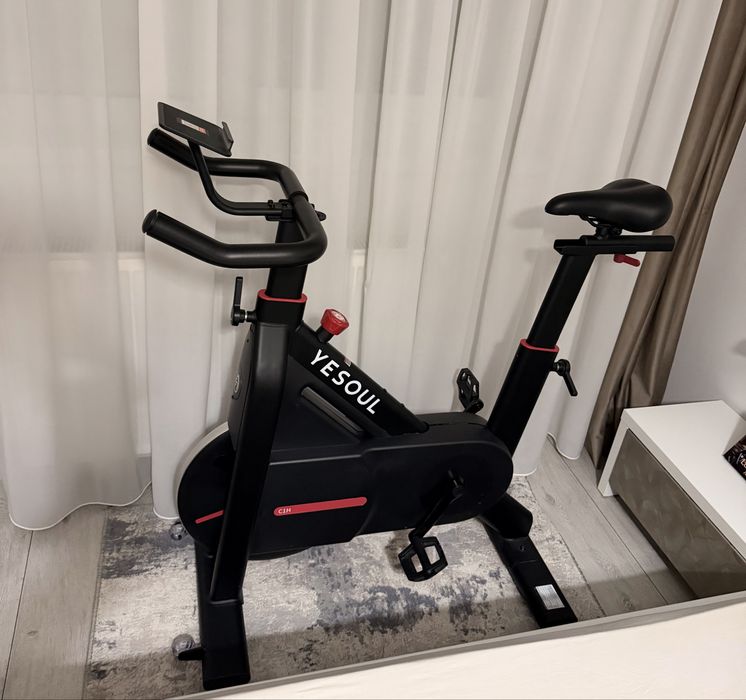 Bicicleta fitness spinning sau uz normal Yesoul C1H