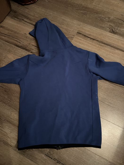 Син nike tech в перфектно състояние