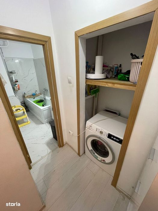 Ultracentral - 3 camere - 2 bai - etaj 3/4 - renovat + Boxa subsol