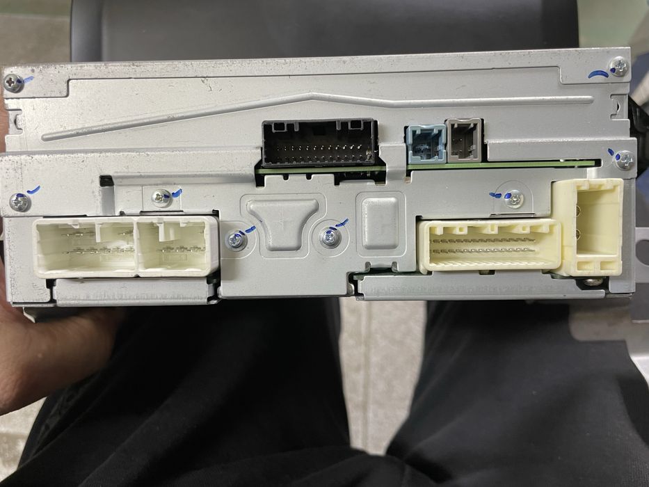 Магнитолла JBL Камри 75