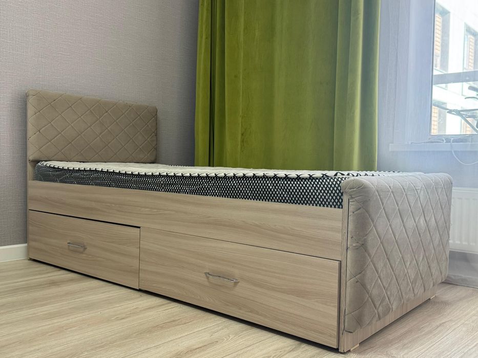 Продам кровать в отличном состояний