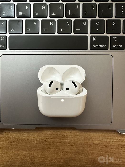 Airpods 4 anc orginal