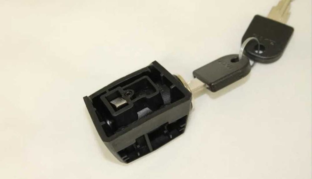 Заключване за батерии BOSCH