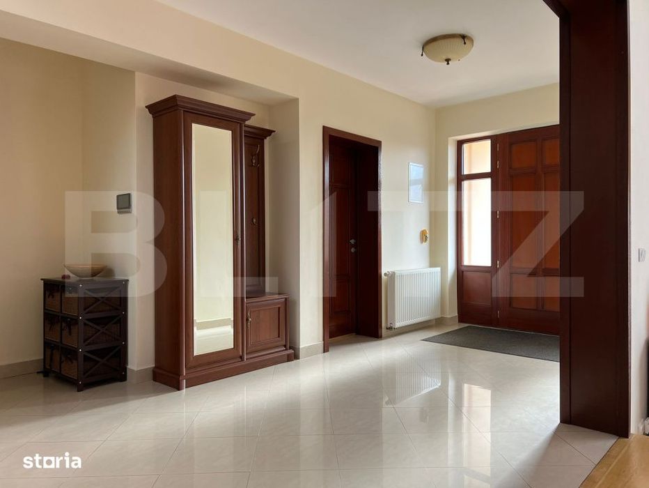 Casa moderna, 4 dormitoare, 300 mp, zona Burdea