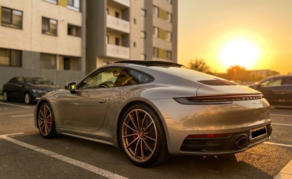 PORSCHE 911 992 Carrera 4S ! Variante -/+ BuyBack !