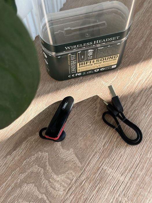 Наушник, петличка, селфи палка