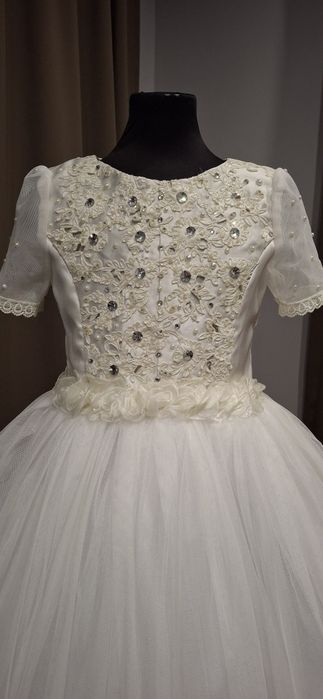 Продам бальные платья от 5 до 11 лет