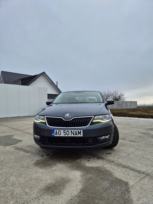 Vând skoda rapid