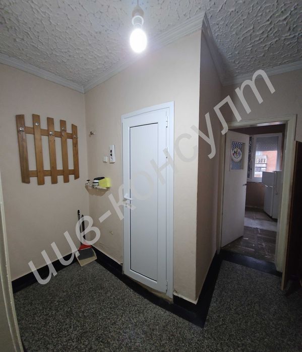 Продава се Двустаен апартамент в Велико Търново, Център - 45 кв.м за 1378 €/кв.м - Снимка #3