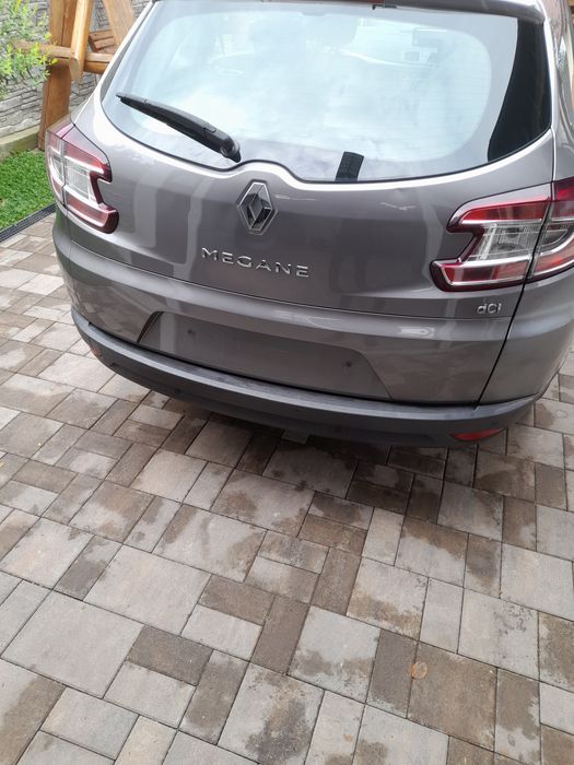 Bara Spoiler Fusta Spate Completa Renault Megane 3 Breack Grandtour