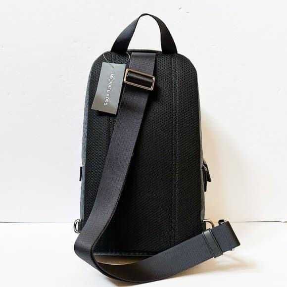 Rucsac nou Michael Kors pret 600 lei