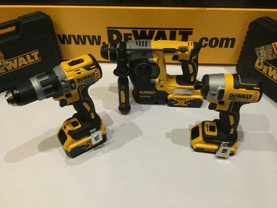 Фенер DeWALT DCL050 18V XR