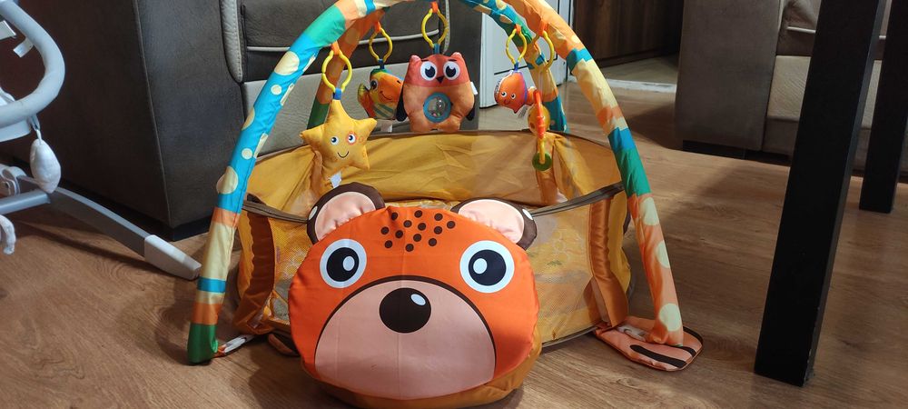 Активна гимнастика с 30 топчета