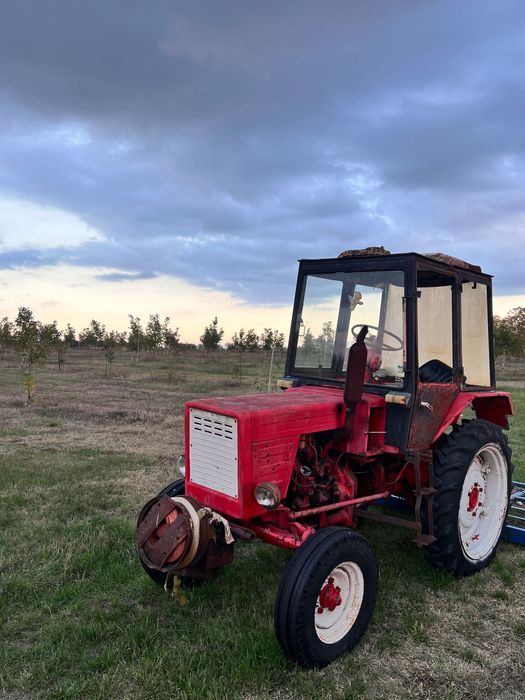 Трактор Владимирец