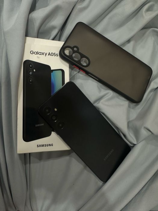 Продам телефон Самсунг А05s