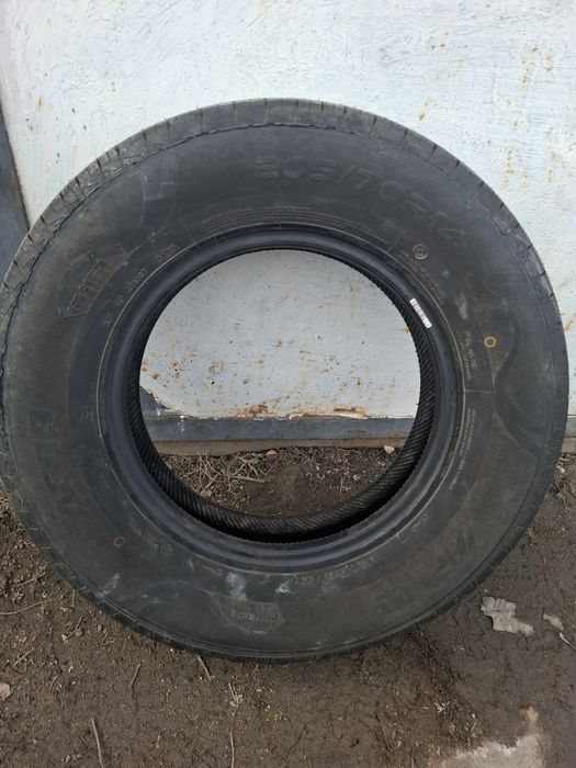 Резина 205/70/R14