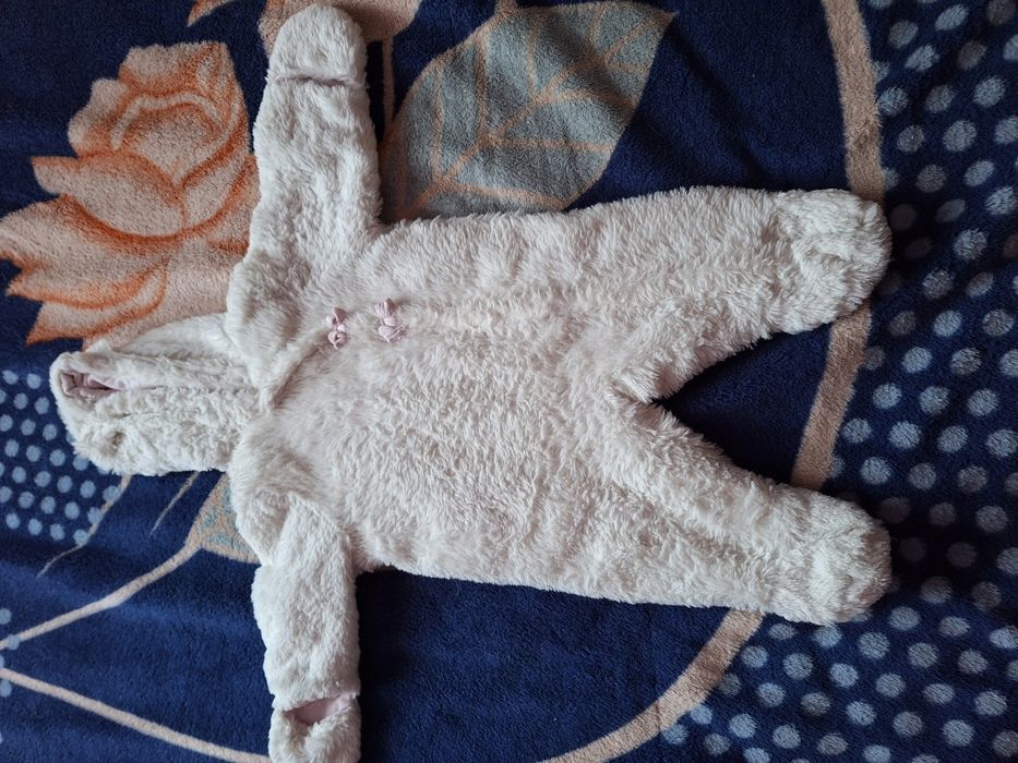 De vânzare ursan fete