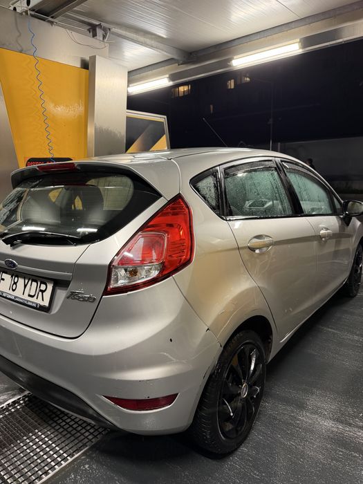 FORD Fiesta 2015 — imagine 3