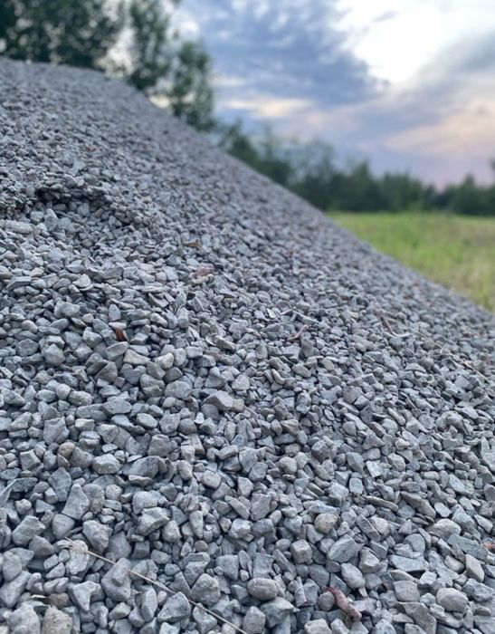 Доставка Хово щебень, песок, грунт, сникерс