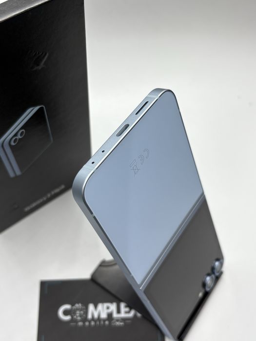 Samsung Galaxy Z Flip - 256Gb-  CA NOUA +  Garantie