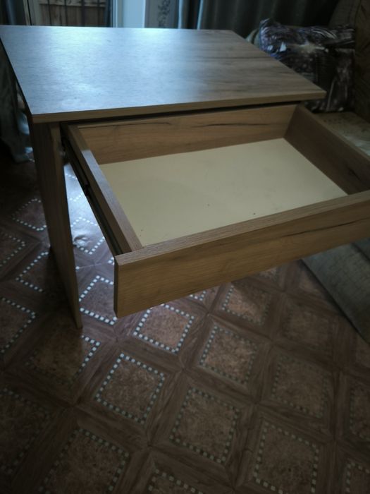 Продам письменный стол