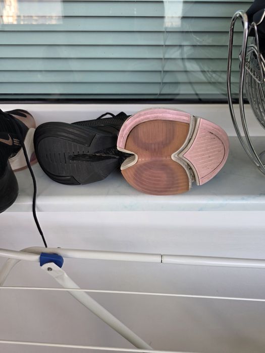 Маратонки NIKE superreb