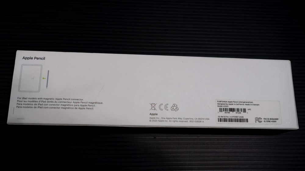 Apple iPad Pro 12.9 2018 - 256GB + Apple Pencil 2 + 2 кейса