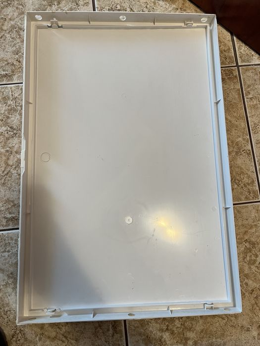 Пластмасова вратичка за ревизия