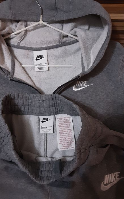 (S) NIKE оригинални екипи 2 части