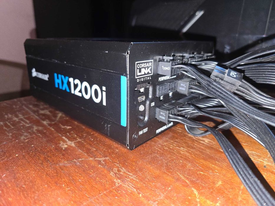 Sursa modulara 1200w Corsair HX1200i