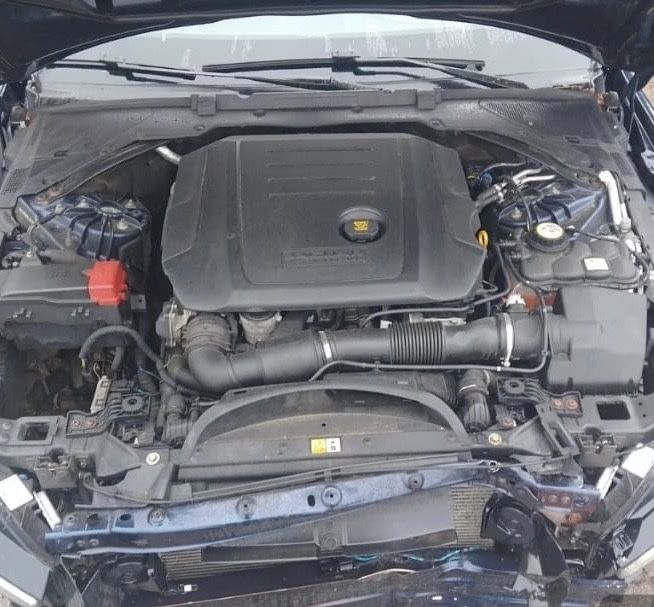 Vand  Jaguar XE Berlina