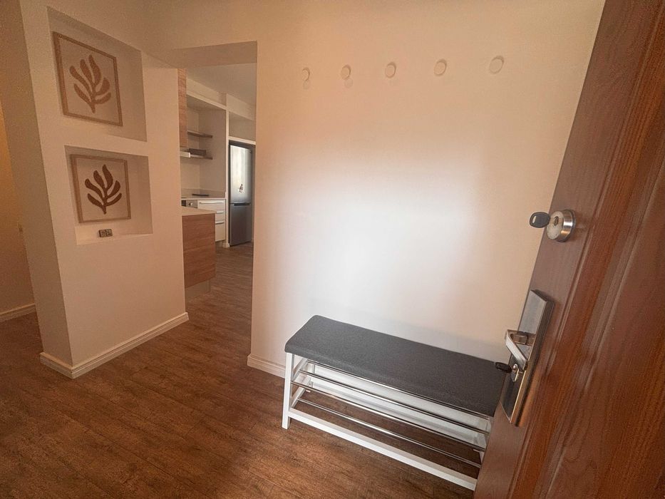 Дава се под наем Четиристаен апартамент в Карлово - 96 кв.м за 510 € - Снимка #4