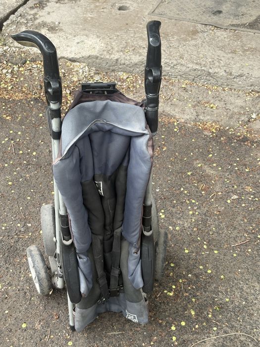 Детская коляска