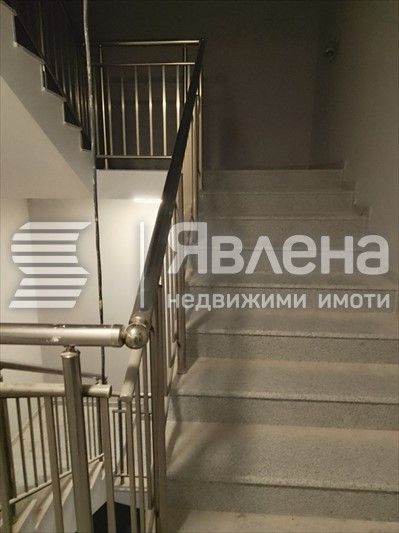 Продава се Тристаен апартамент в Бургас, Център - 118 кв.м за 2628 €/кв.м - Снимка #3