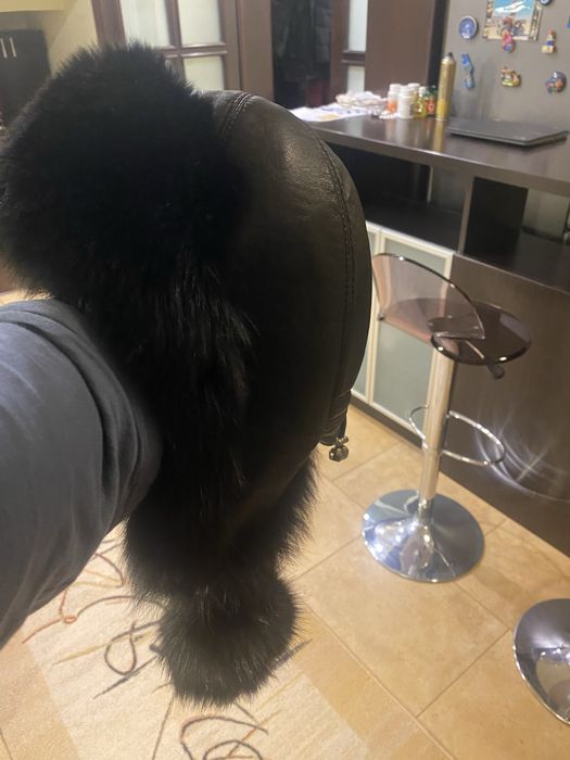 Vind caciula dama , blana naturala neagra