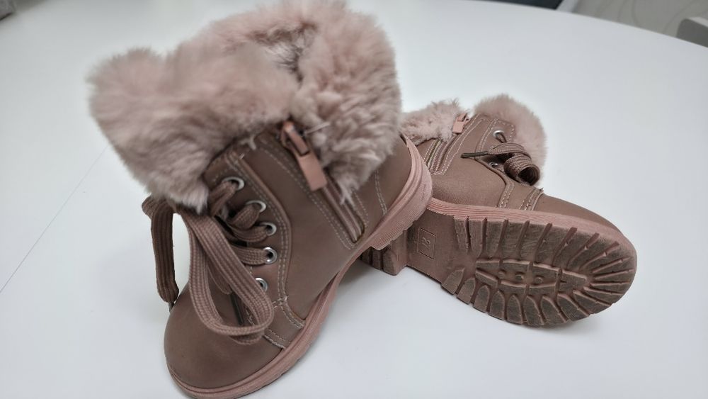 Ghete imblanite fete, piele ecologica, marimea 27