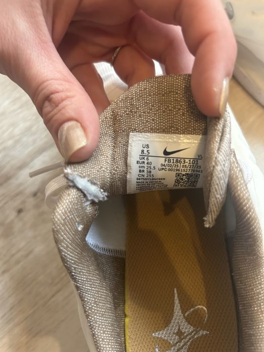 Nike Air Zoom Winflo 9 Shield 40 номер