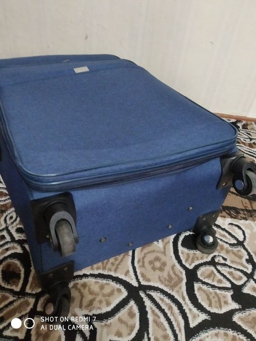 Чемодан большой матерчатый