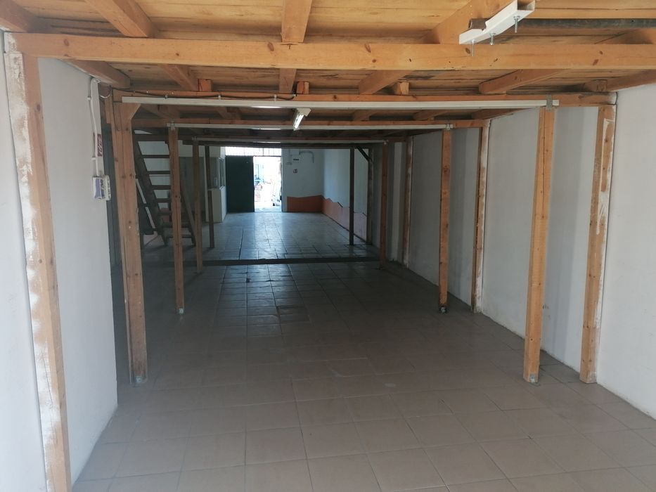 Дава се под наем Склад в Пловдив, Индустриална зона - Север - 120 кв.м за 489.6 € - Снимка #2