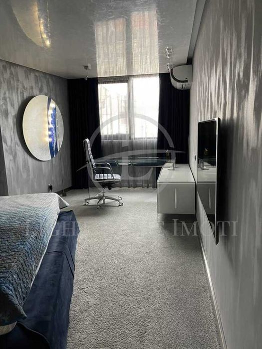 Продава се Тристаен апартамент в Пловдив, Кършияка - 132 кв.м за 1940 €/кв.м - Снимка #7