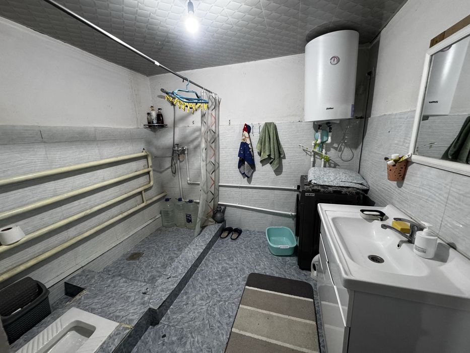 УЙ СОТИЛАДИ СРОЧНО Чилонзорга 15 км 2.7 сотих