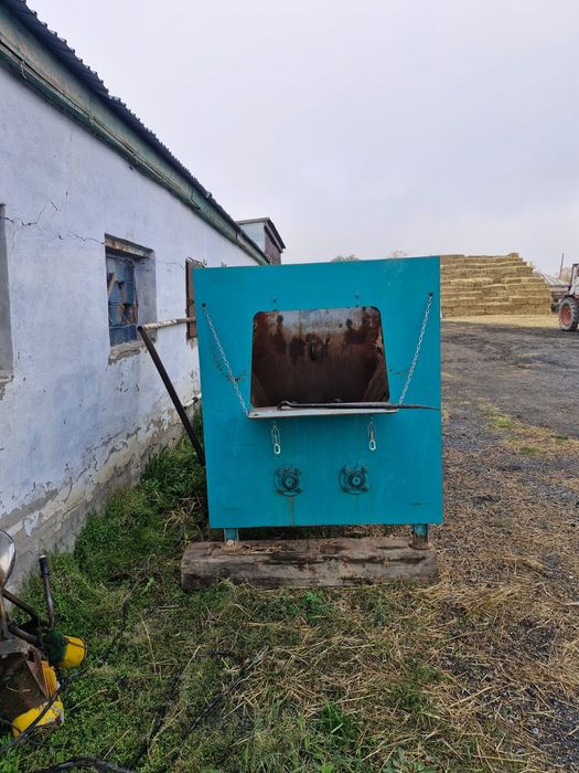 Продается кормосмеситель