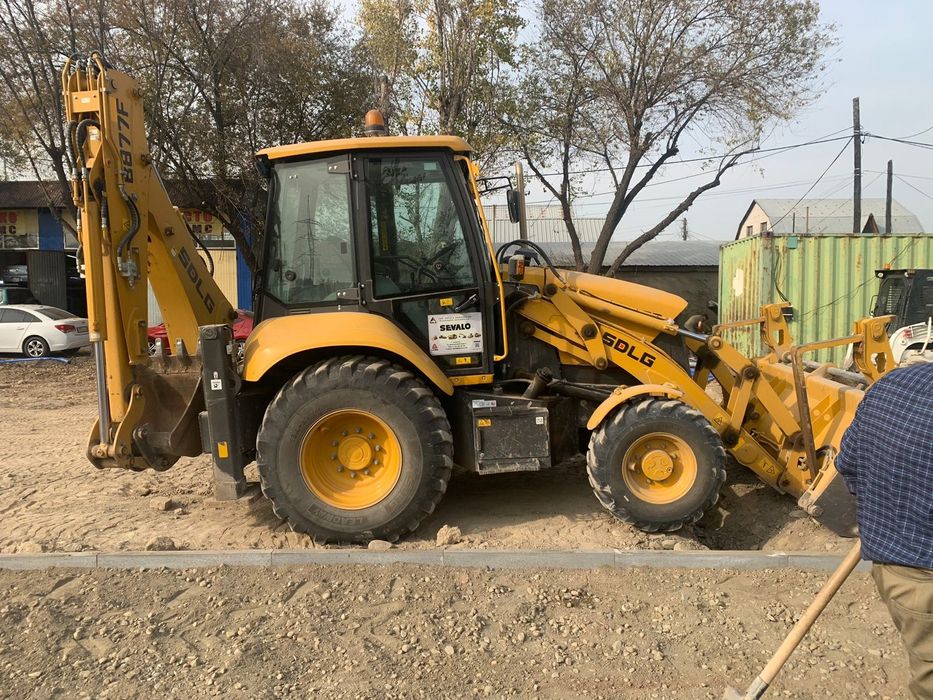 Погрузчик Экскаватор 3в1 трактор