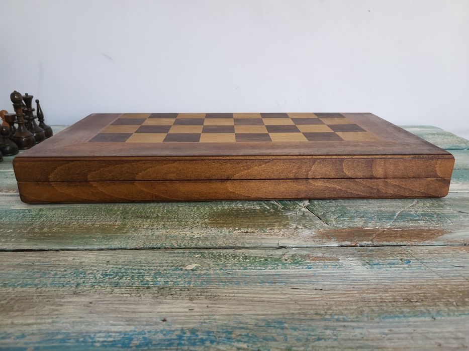 #4 Шахмат с табла