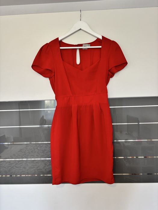 Rochie rosie Asos