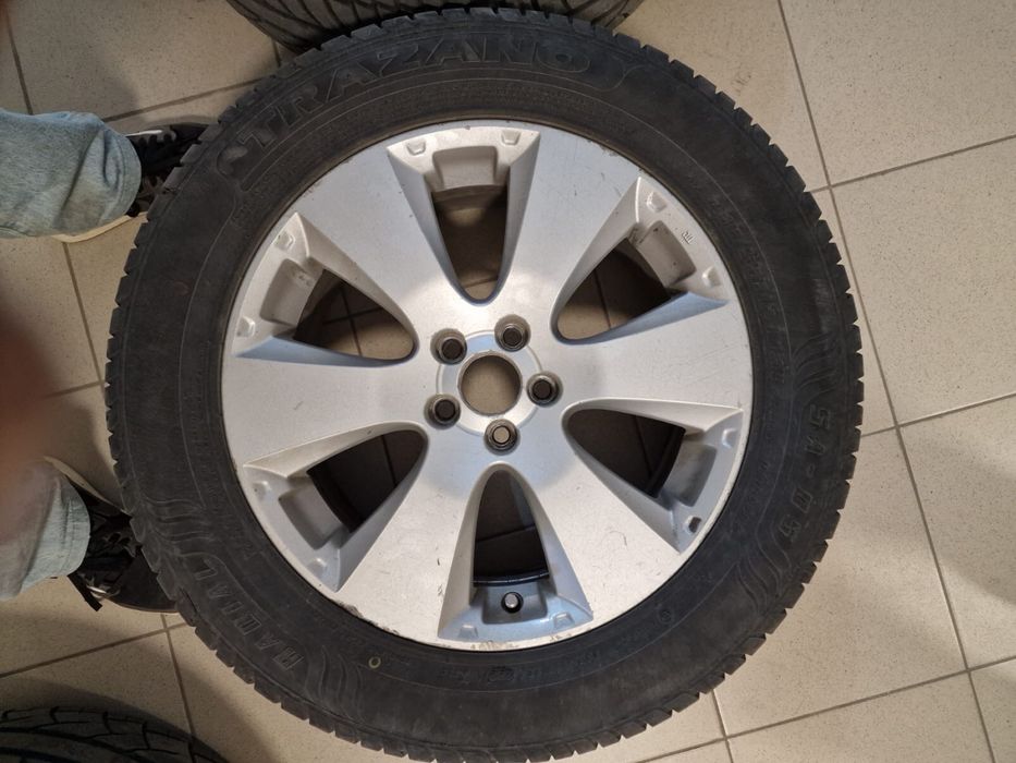 Диски с летней шиной на Субару